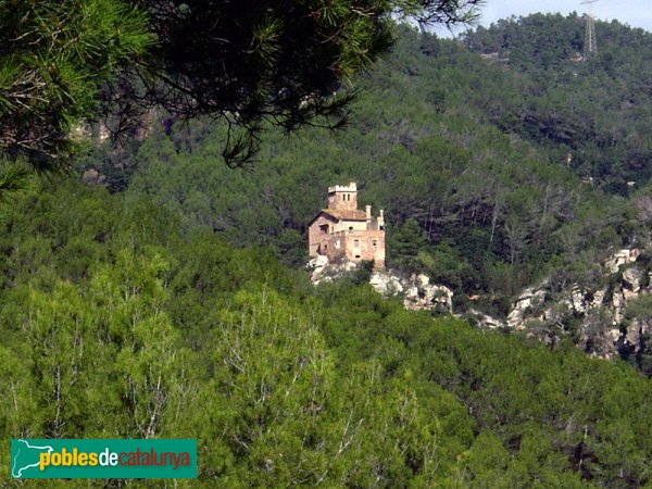 La Casa de Guanta, vista des del camí que hi mena