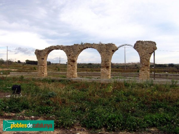 Sant Jaume dels Domenys - Aqüeducte dels Arcs