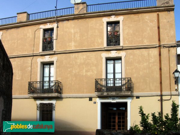 Banyeres del Penedès - Saifores. Casa nova de Cal Mata