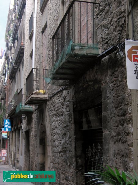 Barcelona - Carrer Vigatans, 4, abans de la restauració