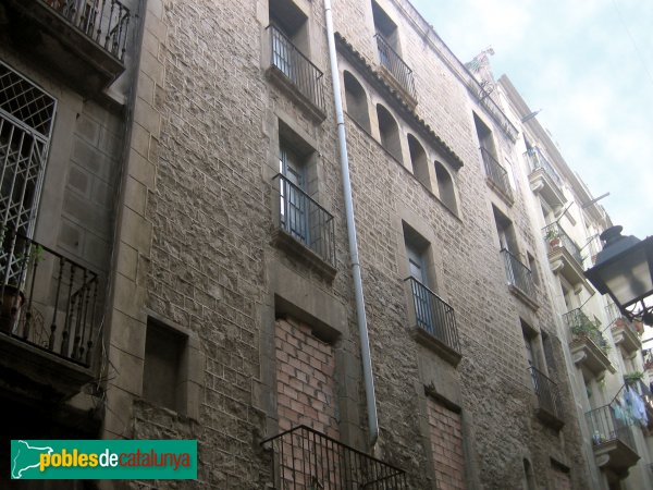 Barcelona - Carrer Vigatans, 4, abans de la restauració