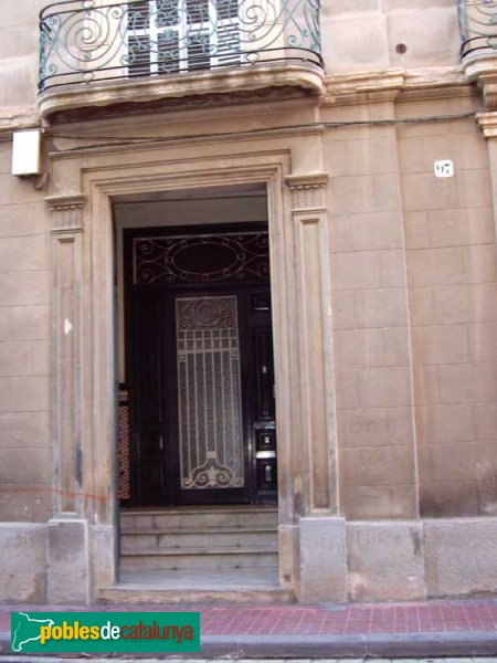 Casa Brujas, porta d'entrada