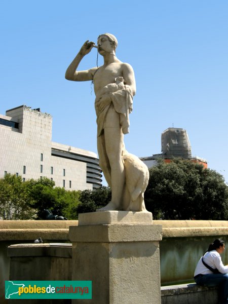 Barcelona - Plaça Catalunya -  Pastor del flabiol (Gargallo)