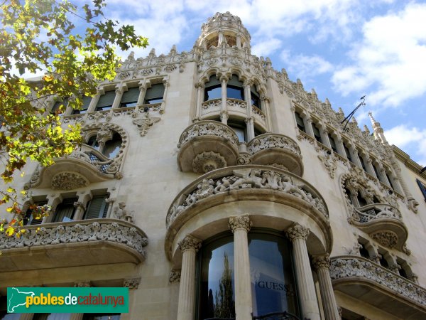 Barcelona - Passeig de Gràcia, 35 (Casa Lleó Morera)