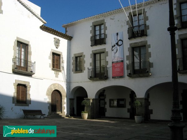 Arenys de Mar - Casa de la Vila i Arxiu