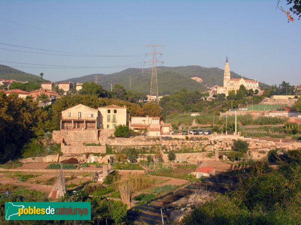 El Brunet, i l'església de Sant Esteve