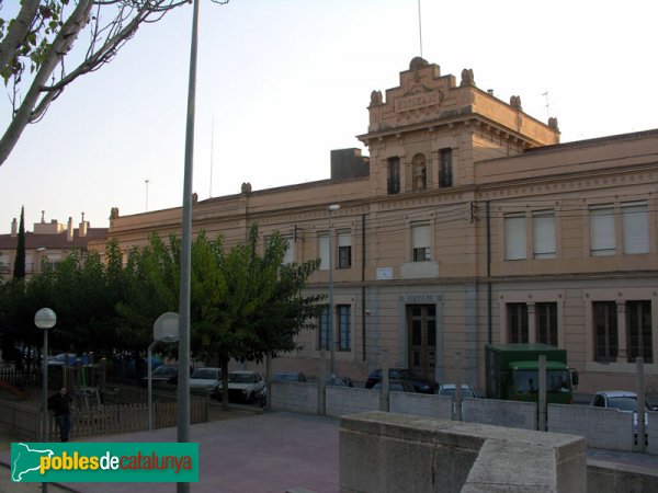 Façana de l'escola