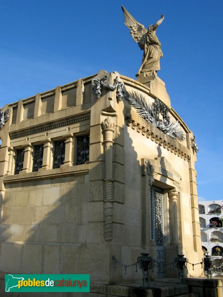 Canet de Mar - Panteó Pau Font