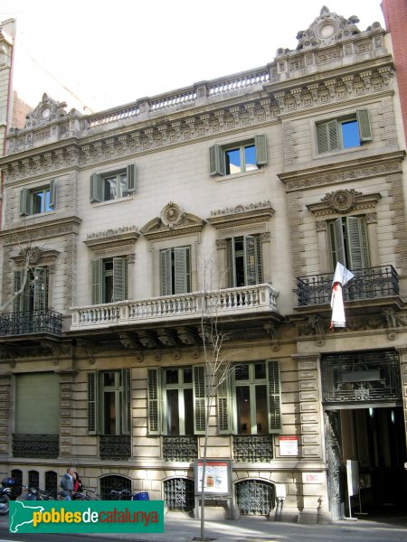 Barcelona - València, 302 (Foto: Albert Esteves, 2008) Barcelona - València, 302
