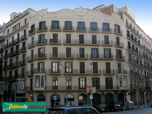 Barcelona - Farmàcia Puigoriol (Mallorca, 312)