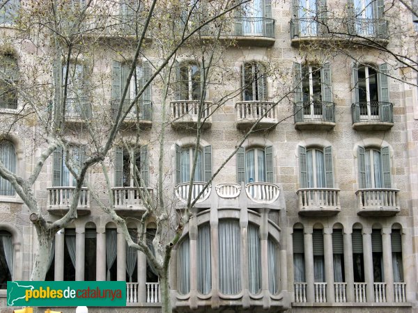 Barcelona - Diagonal, 423-425 (Casa Sayrach)