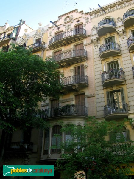 Barcelona - Casa Agnés Ayné (Borrell, 145)