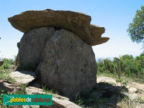 Vilajuiga - Dolmen de laTalaia