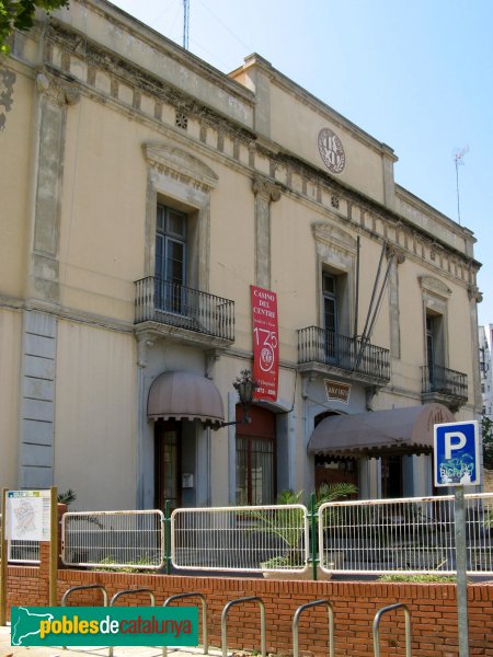 L'Hospitalet de Llobregat - Casino del Centre (Foto: Albert Esteves, 2008) L'Hospitalet de Llobregat - Casino del Centre