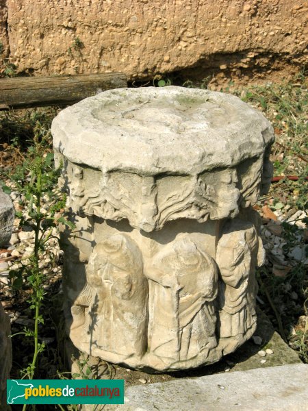 Castellnou de Seana - Creu gòtica (Foto: Albert Esteves, 2008) Castellnou de Seana - Creu gòtica