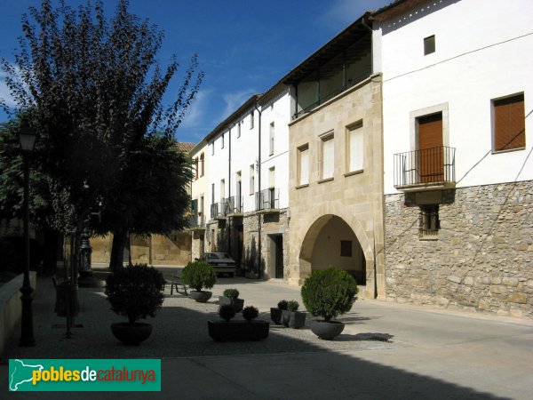 Ivars d'Urgell - Plaça Homenatge a la Vellesa