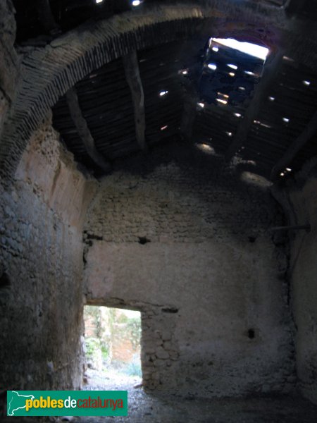 El Bruc - Ermita de la Mare de Déu de la Font (Foto: Albert Esteves, 2009) El Bruc - Ermita de la Mare de Déu de la Font