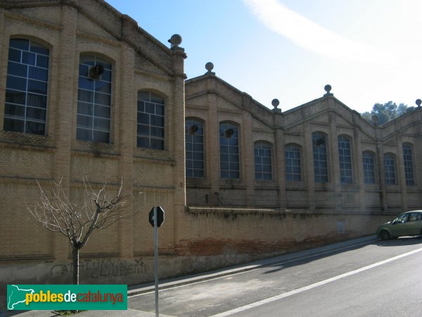 Capellades - Fàbrica Guasch, edifici antic