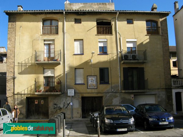 Capellades - Façana de la plaça Sant Miquel