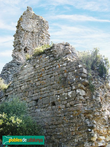 La Llacuna - Castell de Vilademàger (Foto: Albert Esteves, 2009) La Llacuna - Castell de Vilademàger