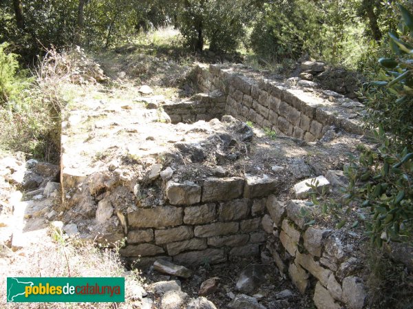 La Llacuna - Granja d'Ancosa (Foto: Albert Esteves, 2009) La Llacuna - Granja d'Ancosa