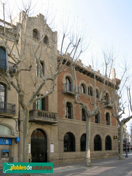 Igualada - Edifici de la Caixa