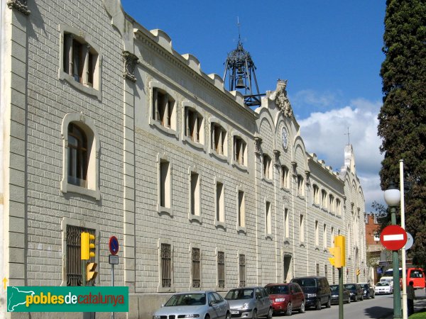 Igualada - Escola Pia i església de la Pietat