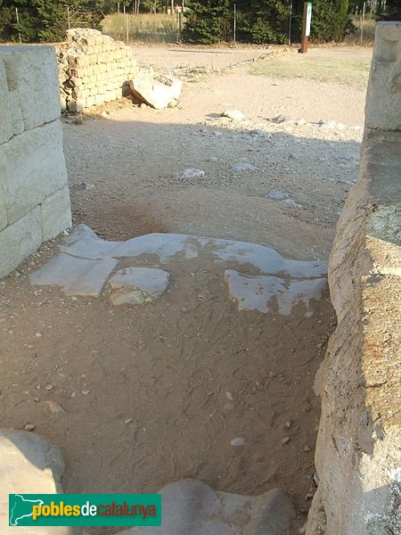 Empúries - Porta sud de la ciutat romana