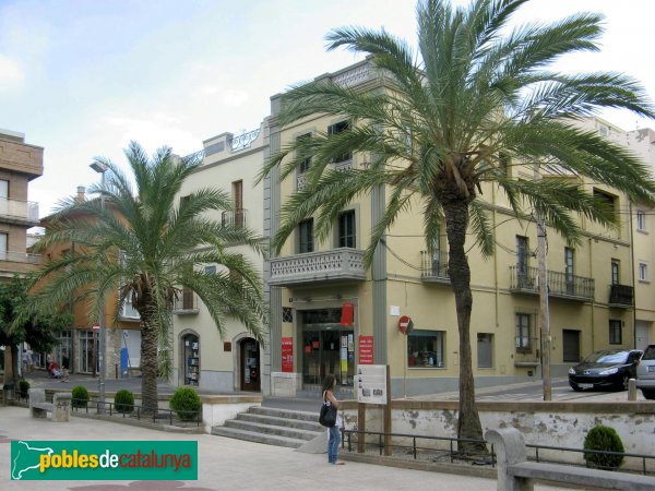 L'Escala - Plaça Víctor Català