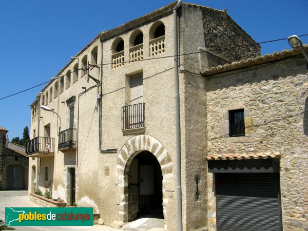 Vilacolum - Portal de l'antiga muralla