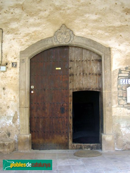 Pira - Can Poblet o Cal Carlà (Foto: Albert Esteves, 2009) Pira - Can Poblet o Cal Carlà