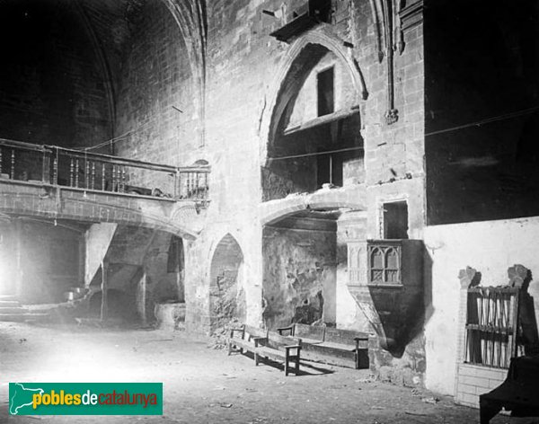 L'Espluga de Francolí - Església vella de Sant Miquel, interior 1917