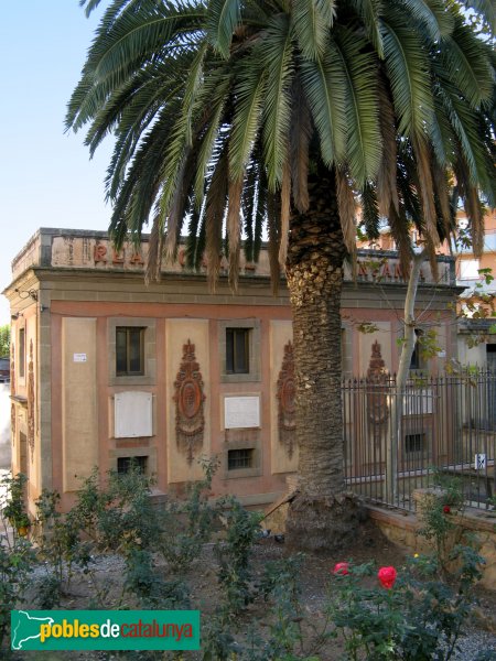 Molins de Rei - Casa de comportes del canal de la Infanta