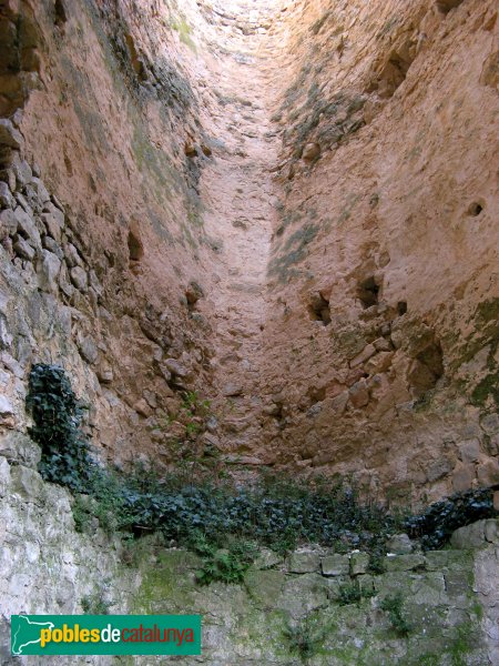 Pontils - Castell de Santa Perpètua de Gaià