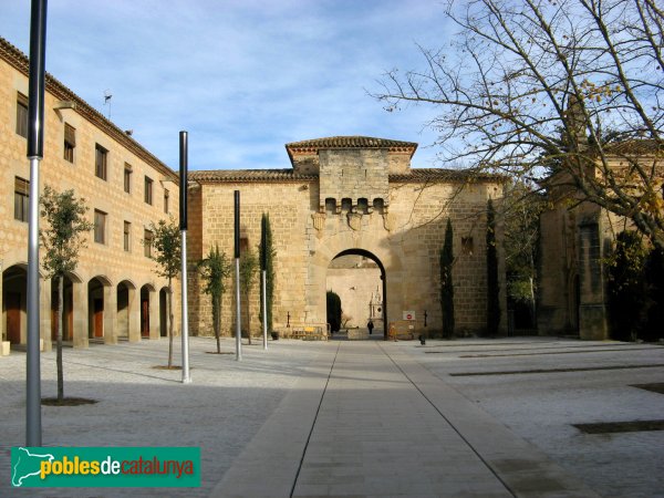 Monestir de Poblet - Porta Daurada