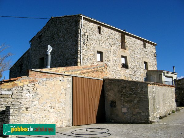 Llorac - La Cirera, casa coneguda com el Castell