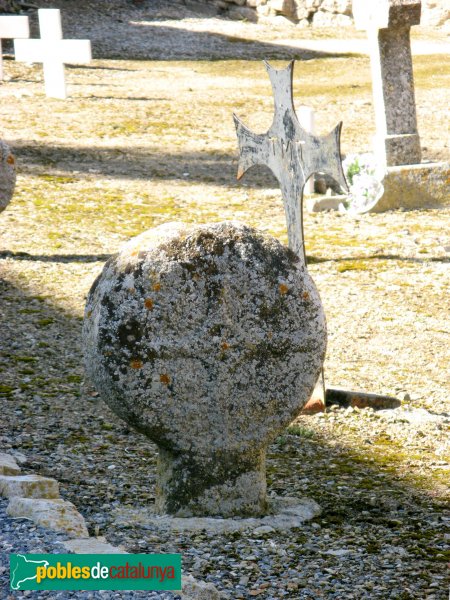 Forès - Estela funerària