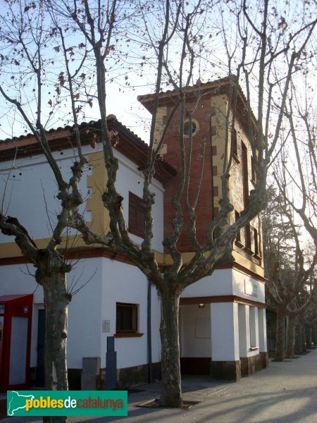 Cerdanyola - Estació de Bellaterra (6) (Foto: Isaac Fernández, 2010) Cerdanyola - Estació de Bellaterra (6)