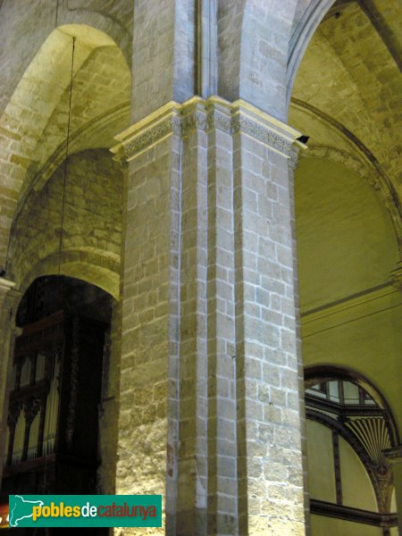 Sant Cugat del Vallès - Interior de l'església del monestir