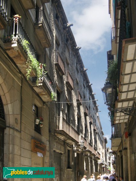 Barcelona - Carrer Montcada (Foto: Albert Esteves, 2010) Barcelona - Carrer Montcada