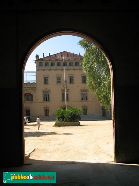 Santa Perpètua de Mogoda - Castell de Can Taió