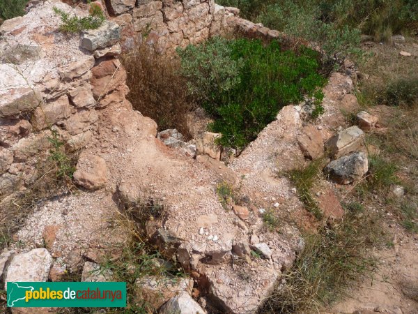 Sant Llorenç Savall - Castell de Pera, restes