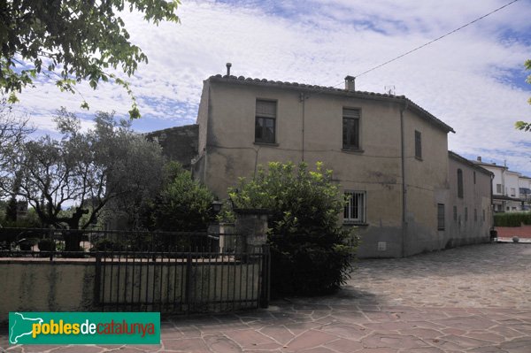 Casa a la Sagrera, prop de Santa Maria