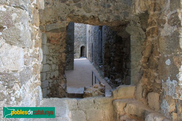 Arbúcies - Castell de Montsoriu, recinte sobirà