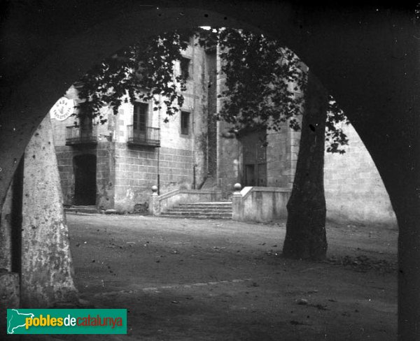 Arbúcies - Porxos de la Plaça de la Vila