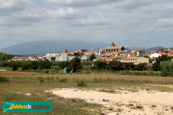 Vidreres - Poble i església de Santa Maria