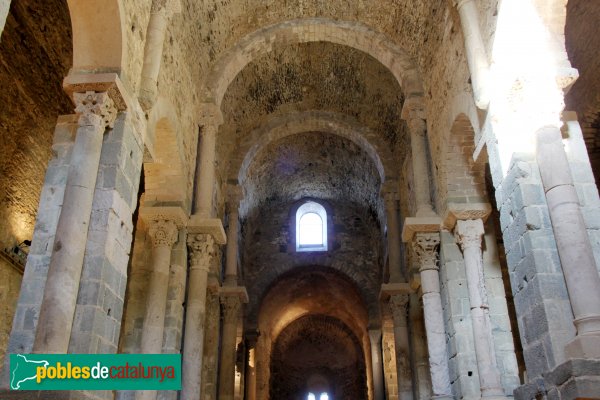 Port de la Selva - Sant Pere de Rodes, interior església