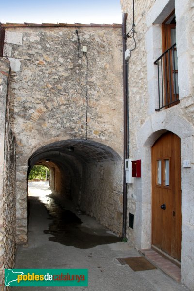 Avinyonet de Puigventós - Volta del carrer de Llers