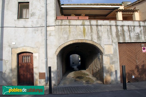 Avinyonet de Puigventós - Volta del carrer de Llers