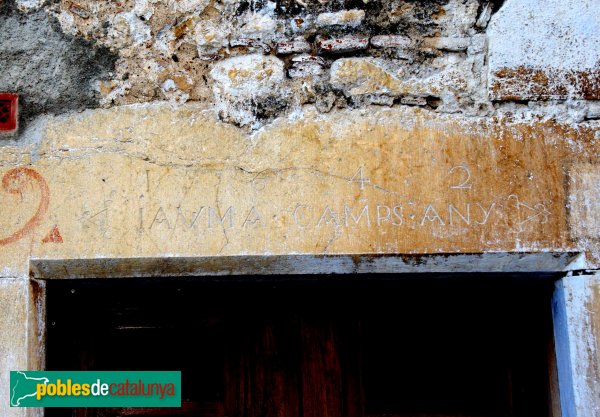 Avinyonet de Puigventós, llinda 1642 (Foto: Albert Esteves, 2011) Avinyonet de Puigventós, llinda 1642